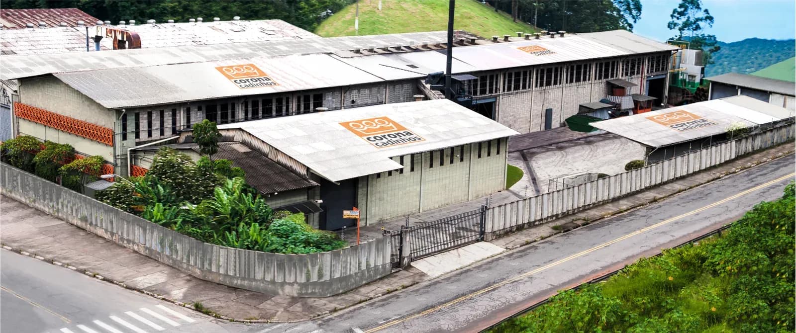 Fábrica Corona Cadinhos