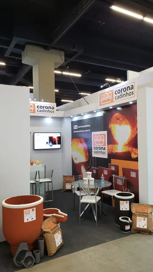 Corona Cadinhos na Feira Internacional